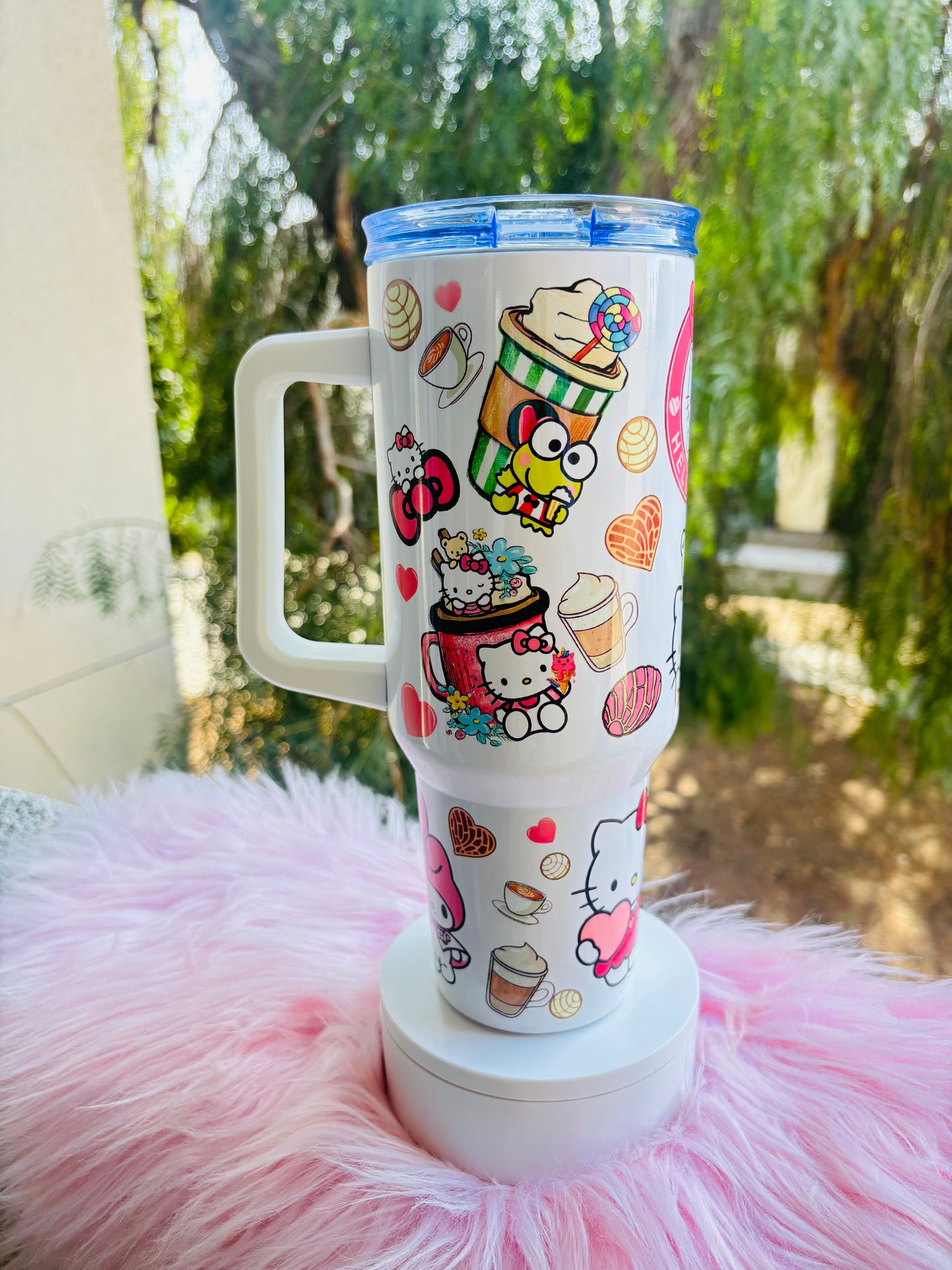 Hello kitty and friends 40oz tumbler