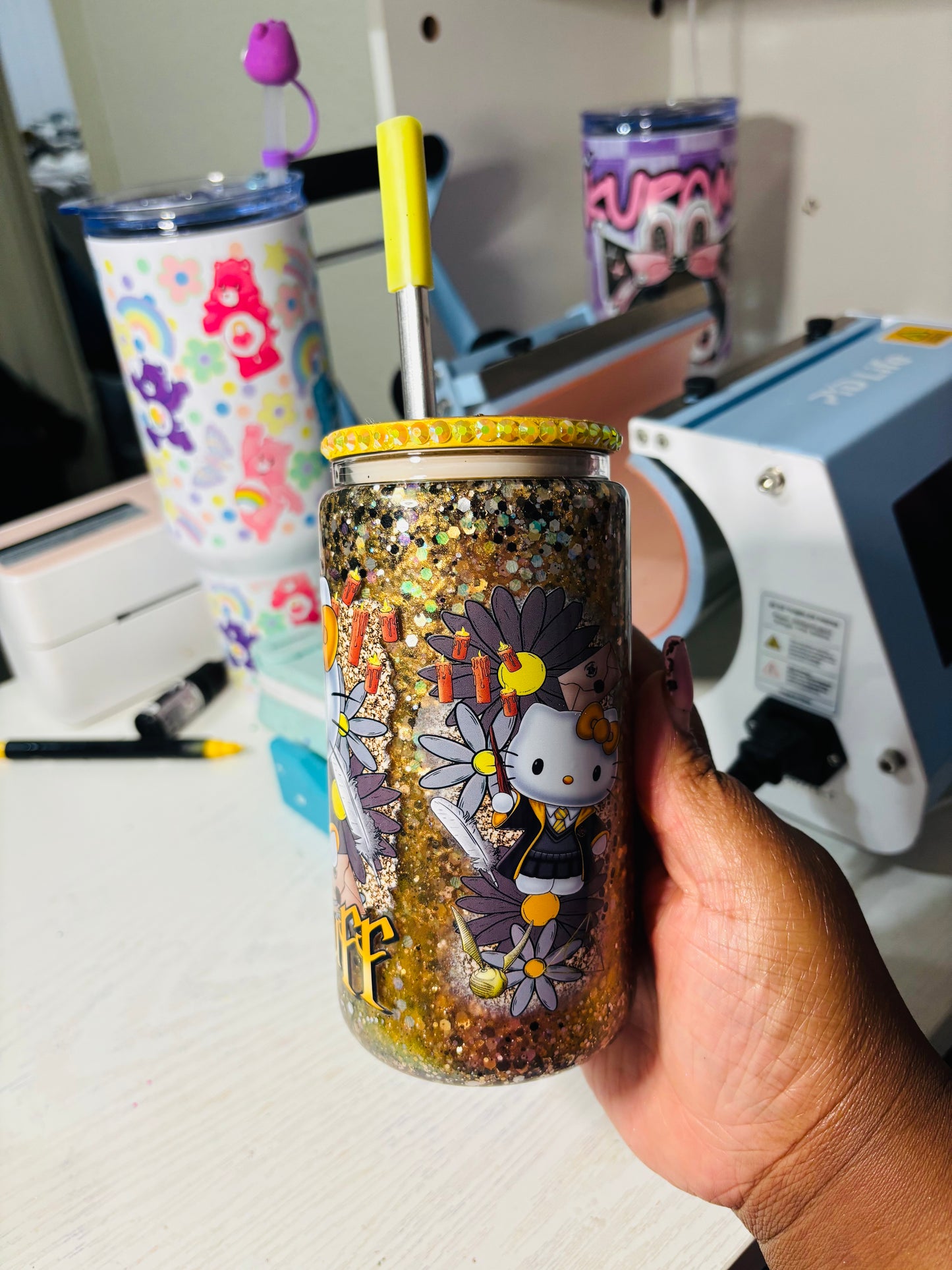 Hufflepuff Kitty 16oz snow globe cup