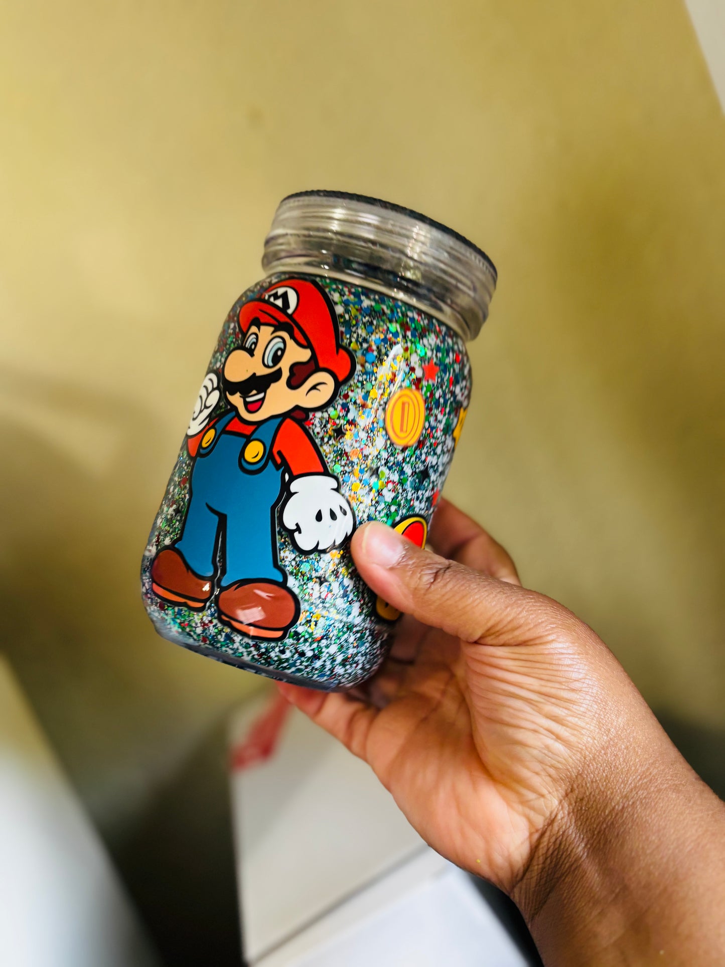 Mario 20oz snow globe mug