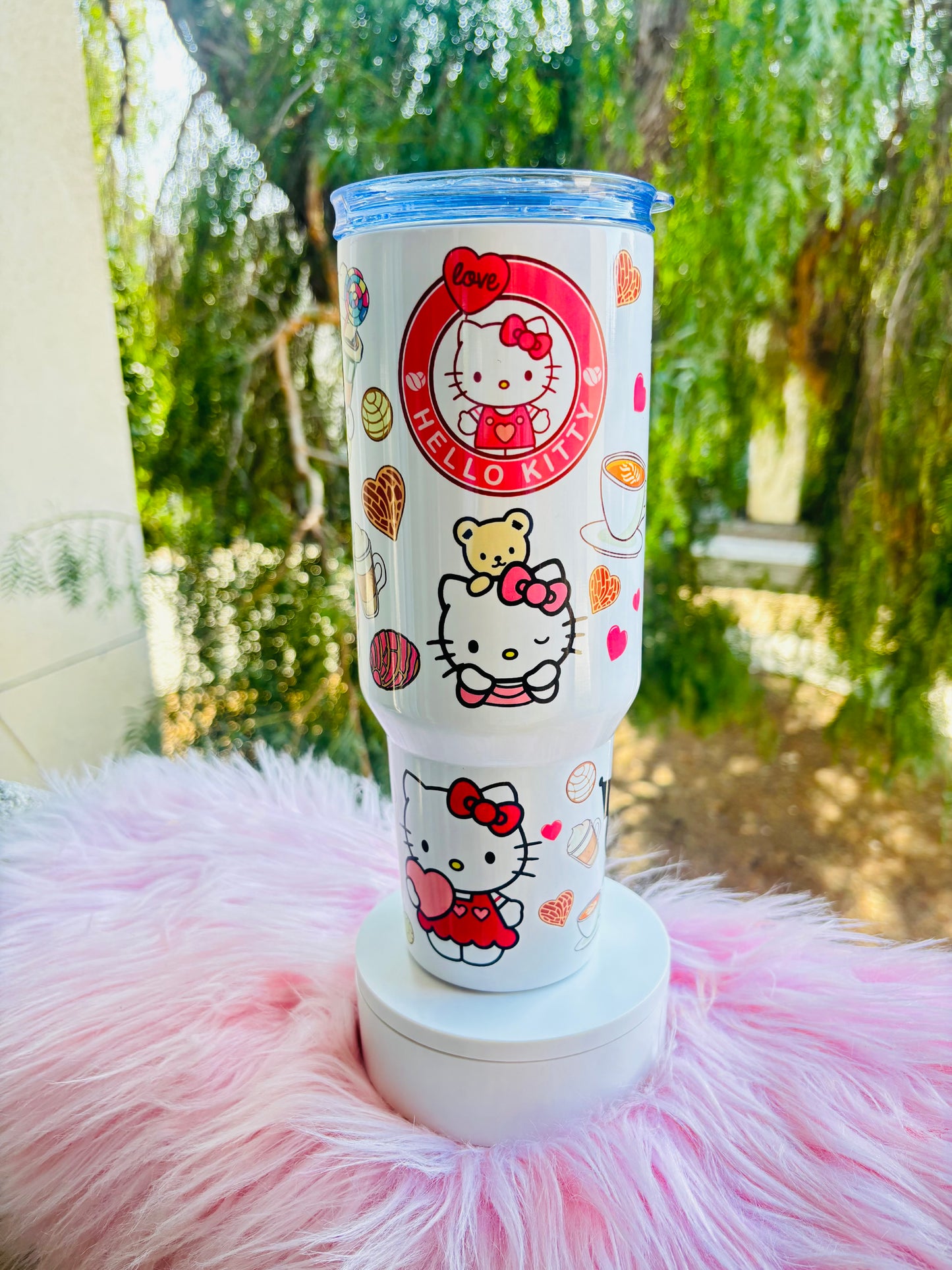 Hello kitty and friends 40oz tumbler