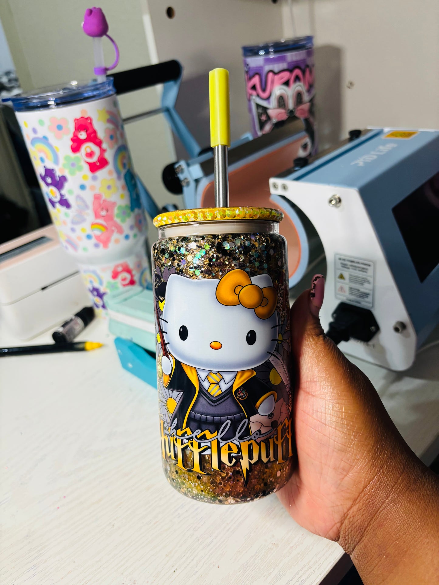 Hufflepuff Kitty 16oz snow globe cup