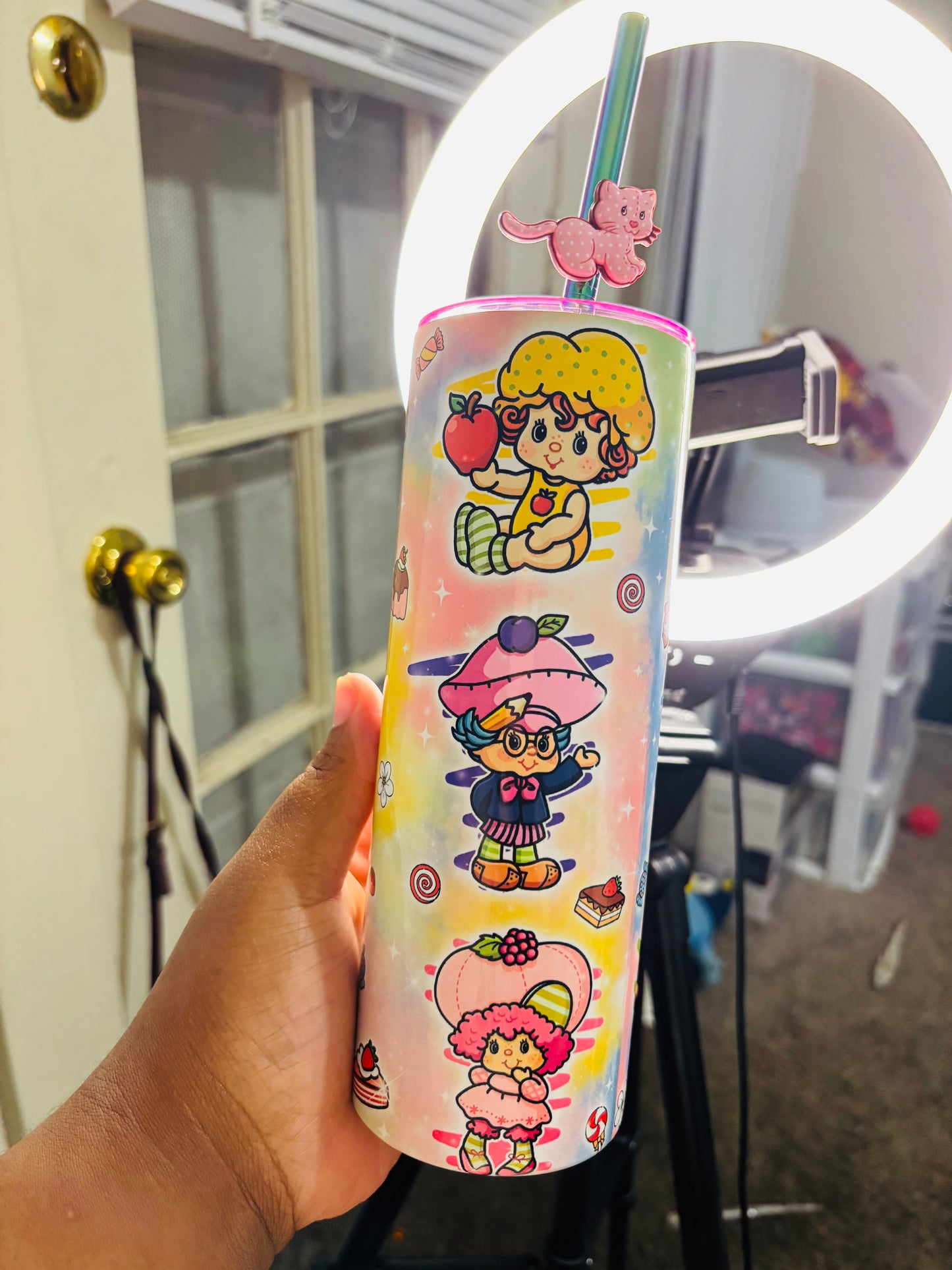 Strawberry and friends w/ color scribble 20oz tumbler