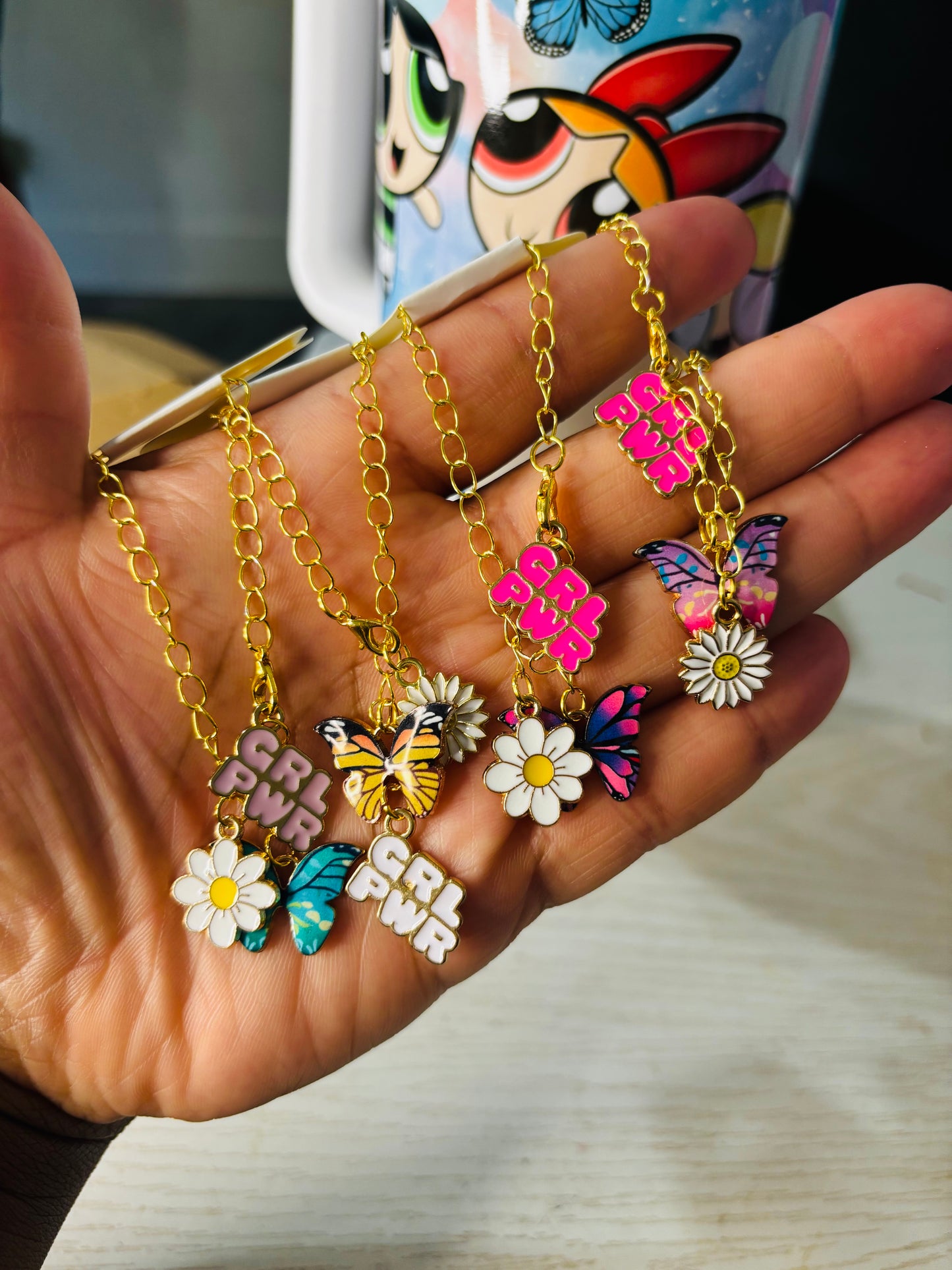 Power Girls 40oz handle chain