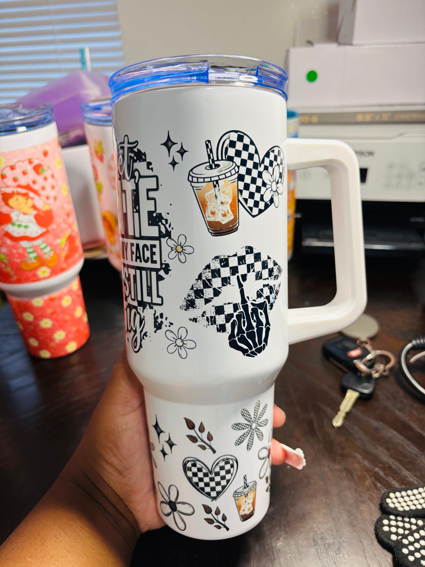Despite the look on my face 40oz tumbler