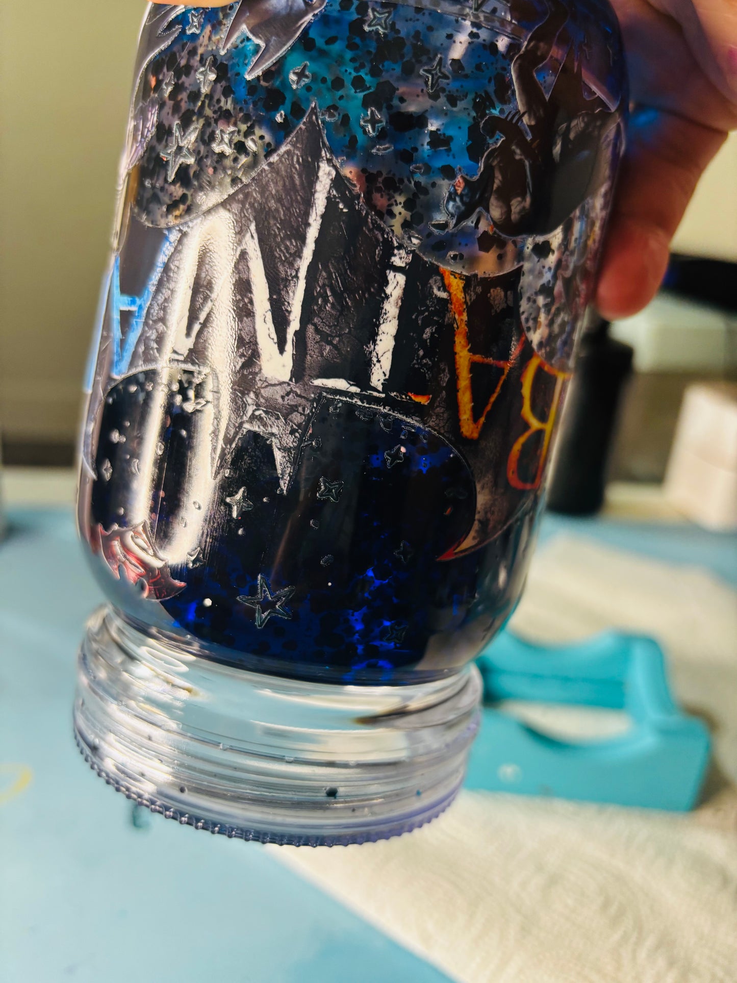 Batman 20oz snow globe mug