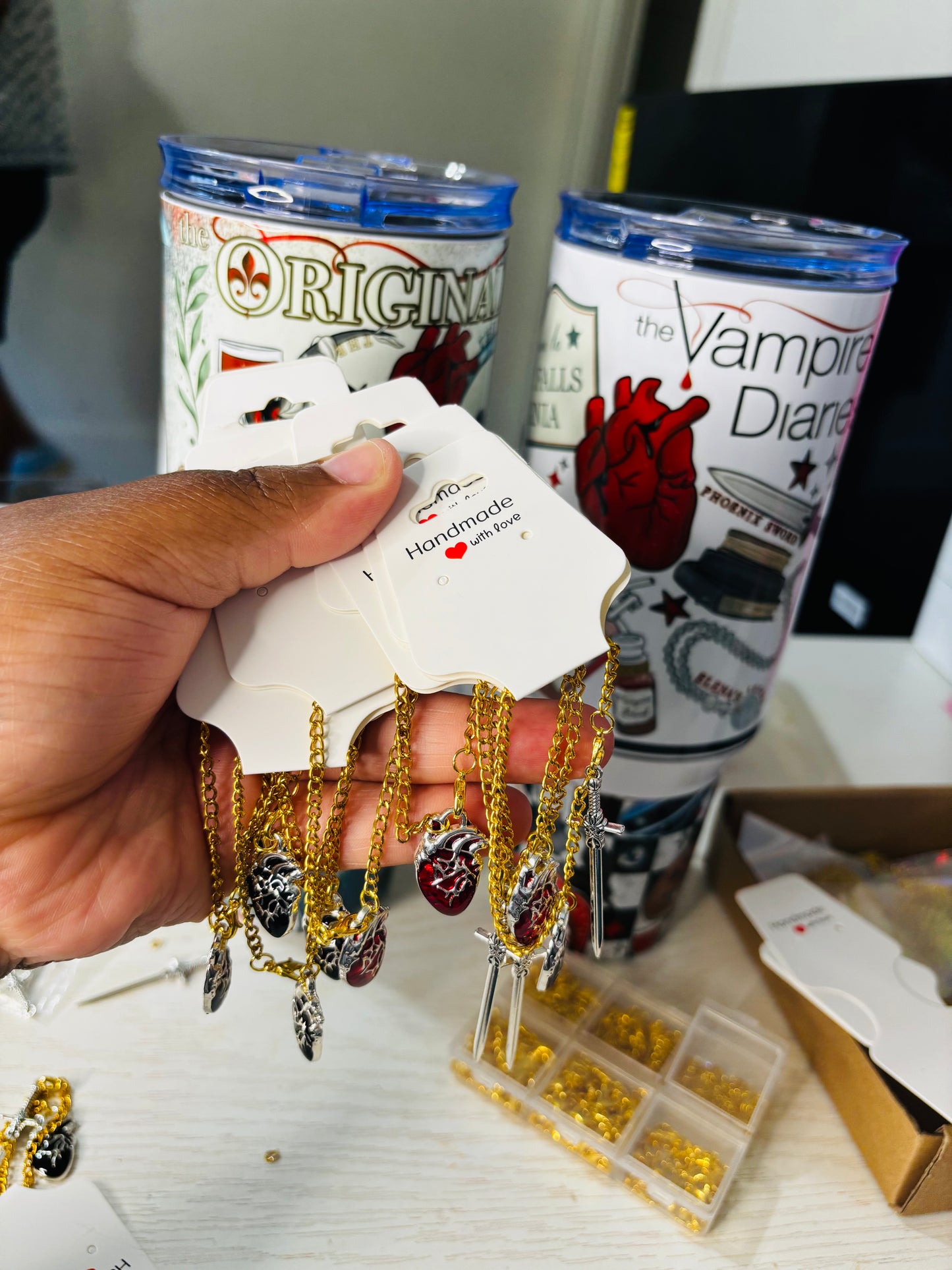 Tvd and the originals 40oz handle chains