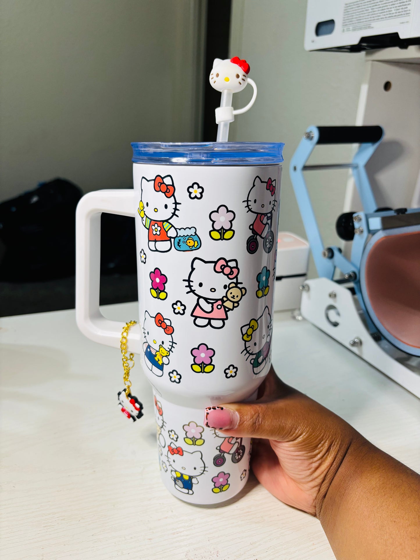 Hello 40oz cup