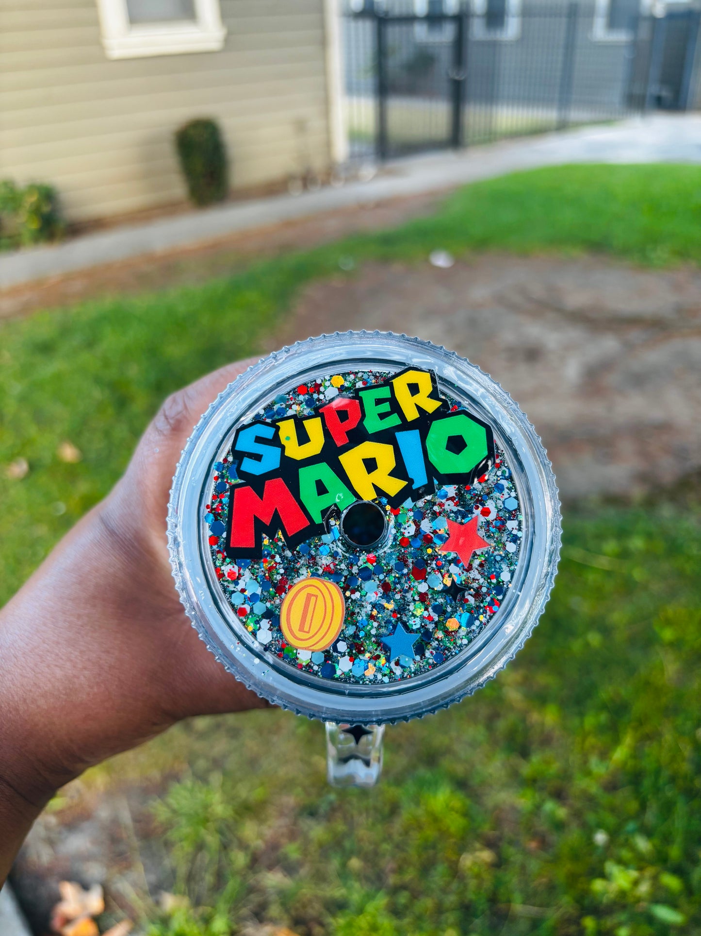 Mario 20oz snow globe mug