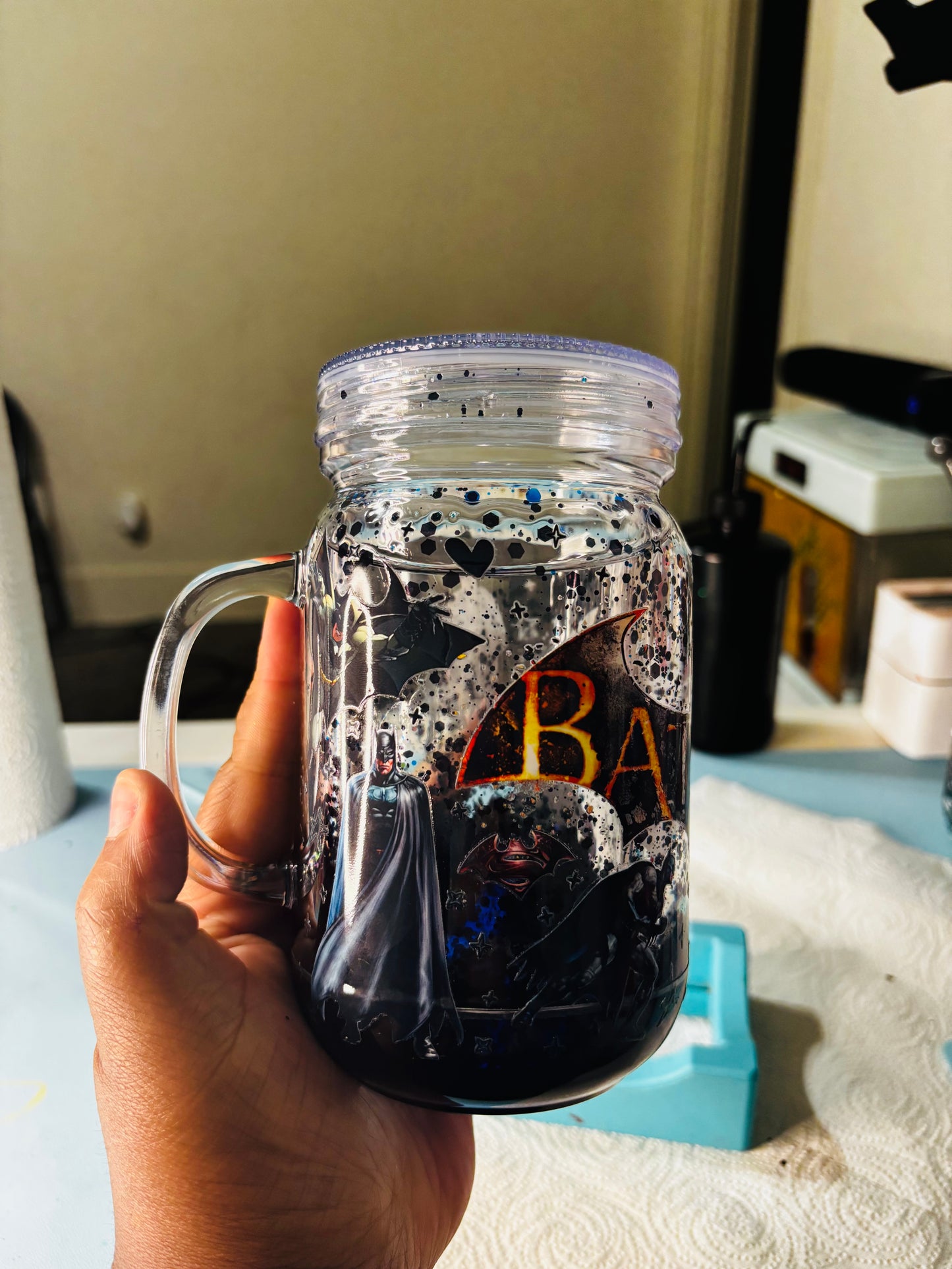 Batman 20oz snow globe mug