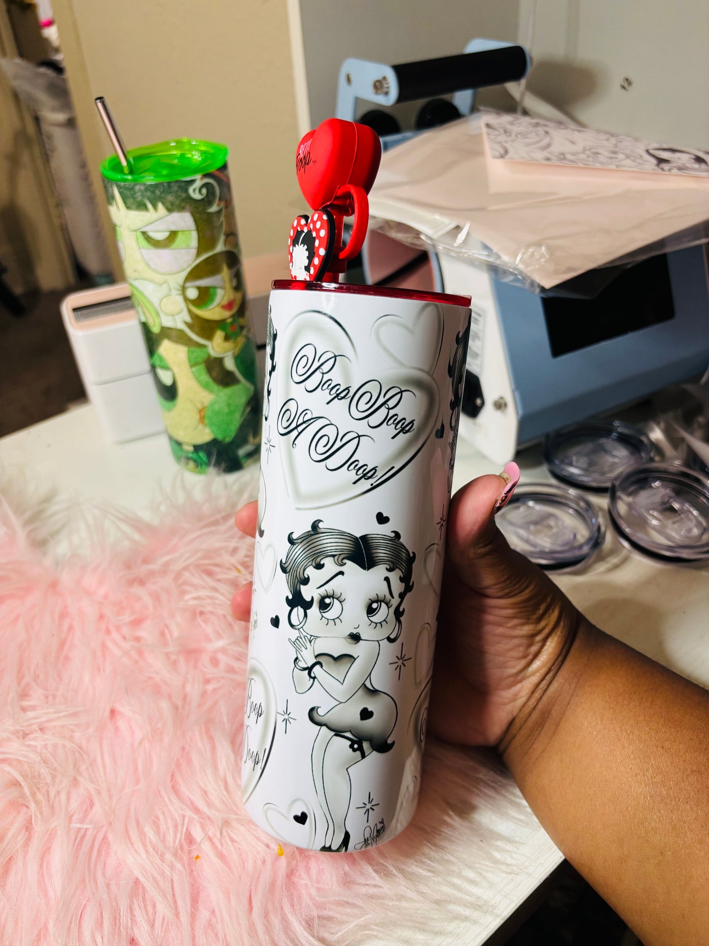 Sketch Betty 20oz tumbler