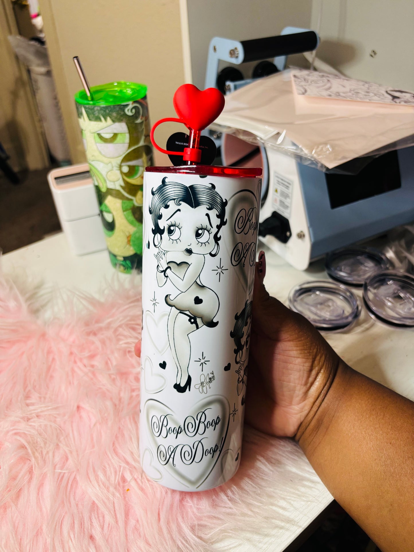 Sketch Betty 20oz tumbler