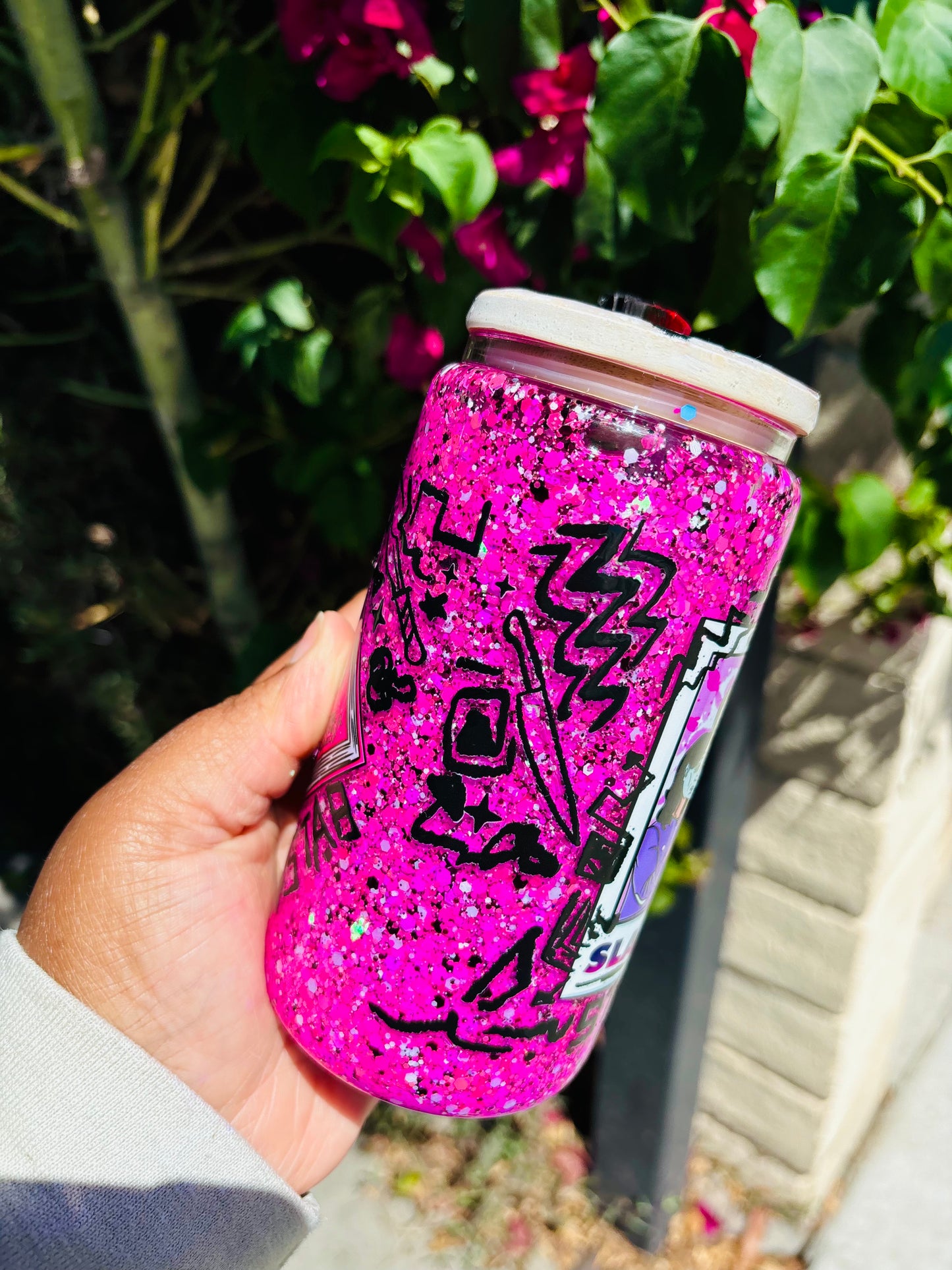 Slasher girl snow globe cup