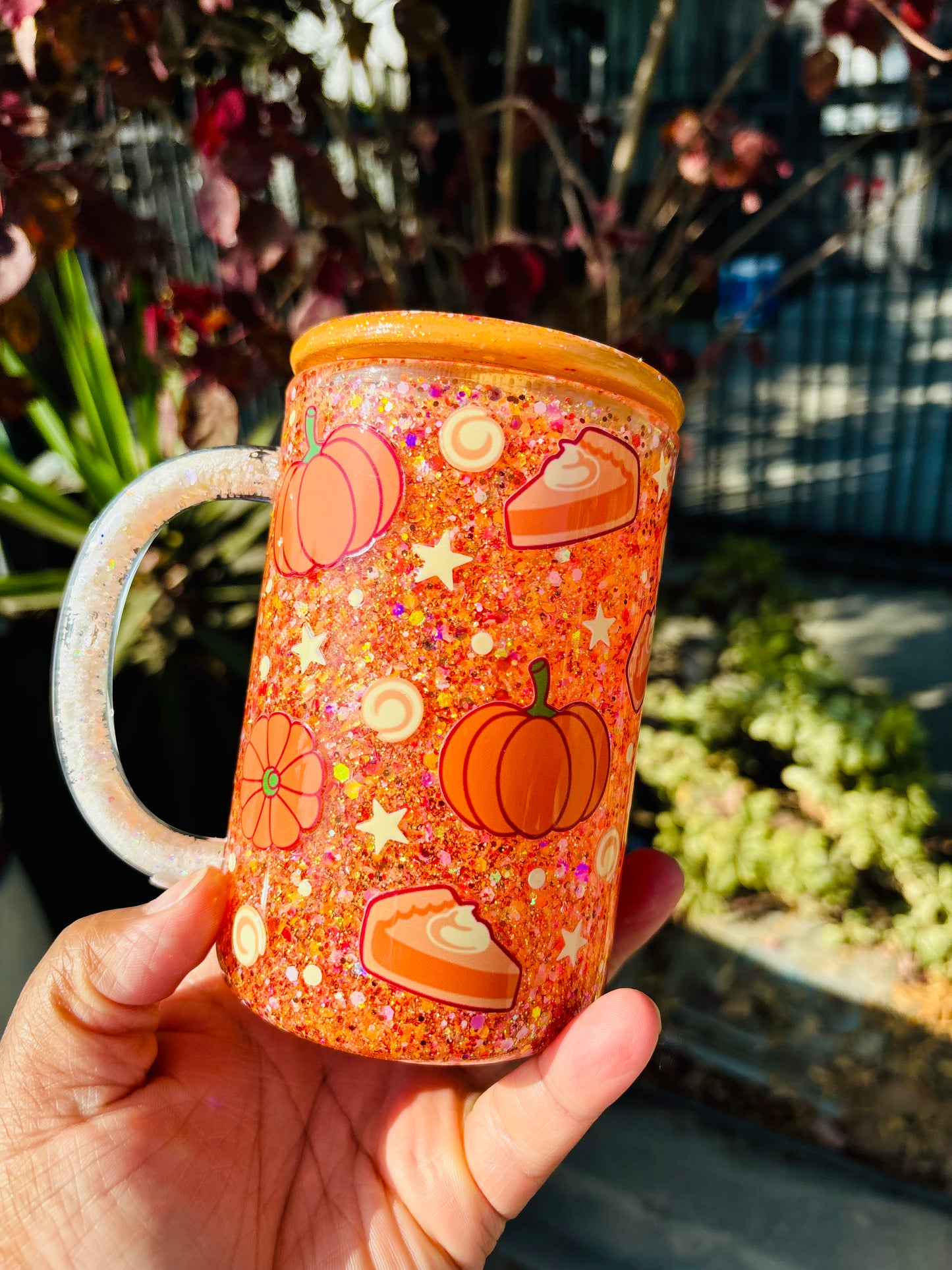 Pumpkin pies snow globe mug