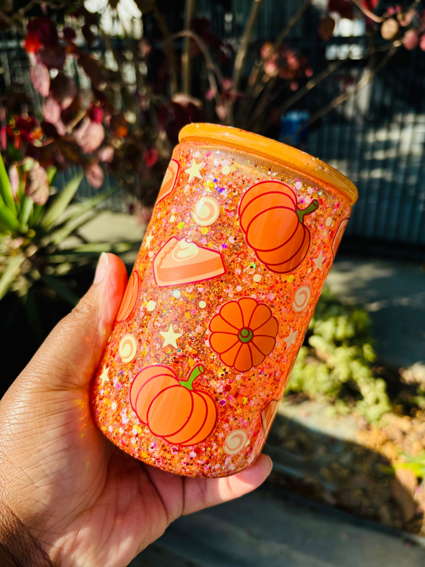 Pumpkin pies snow globe mug