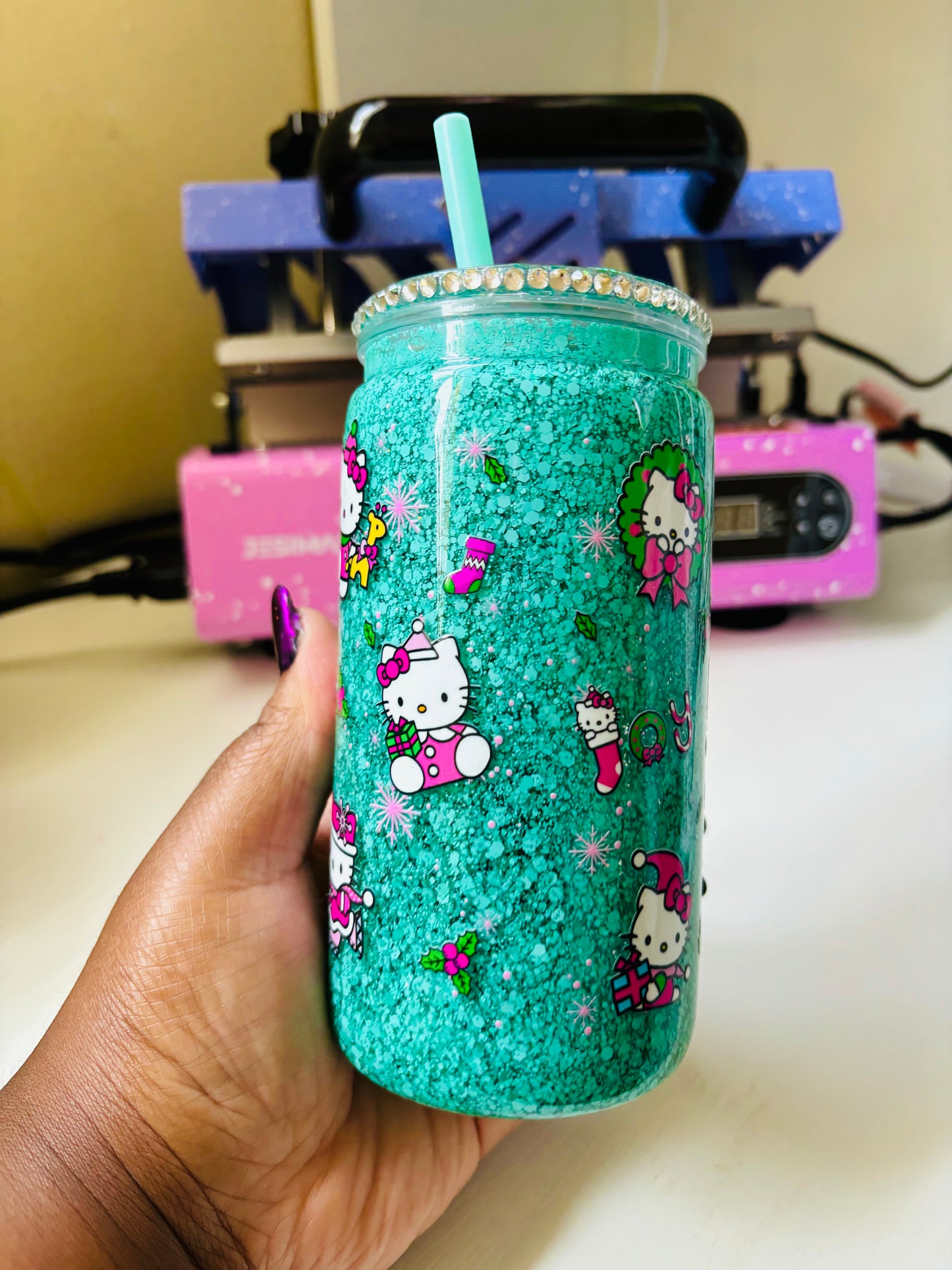 Kitty Christmas snow globe cup