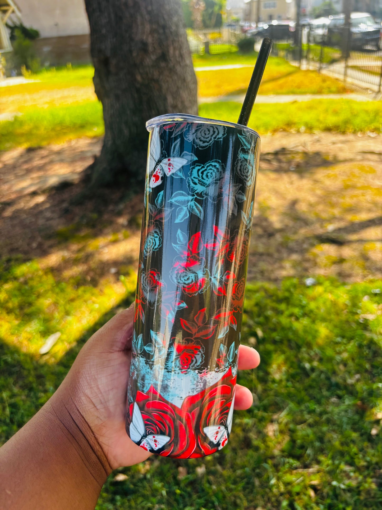 Elena and Salvatore’s 20oz tumbler