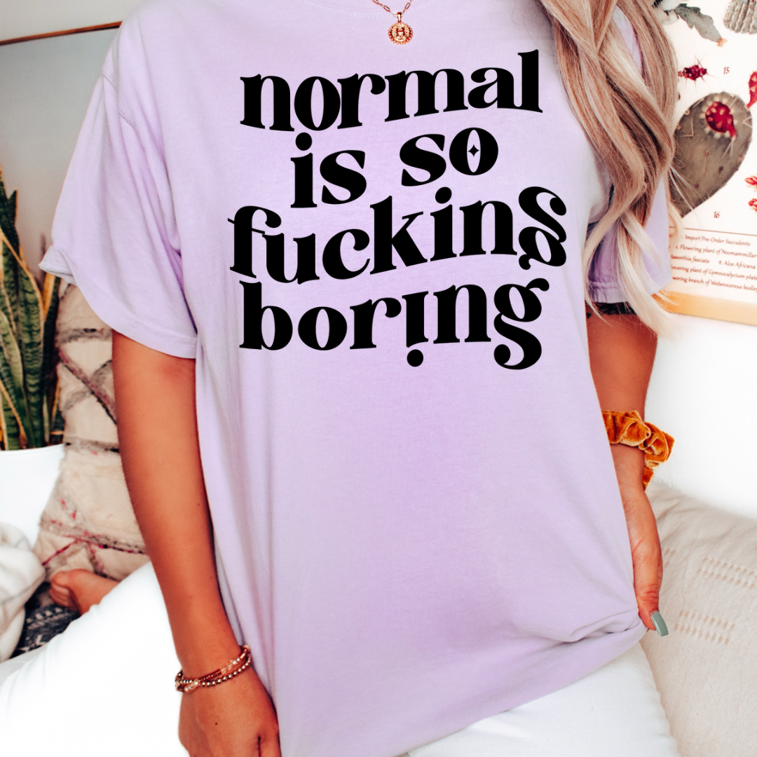 Don't be boring Unisex Heavy Cotton Tee