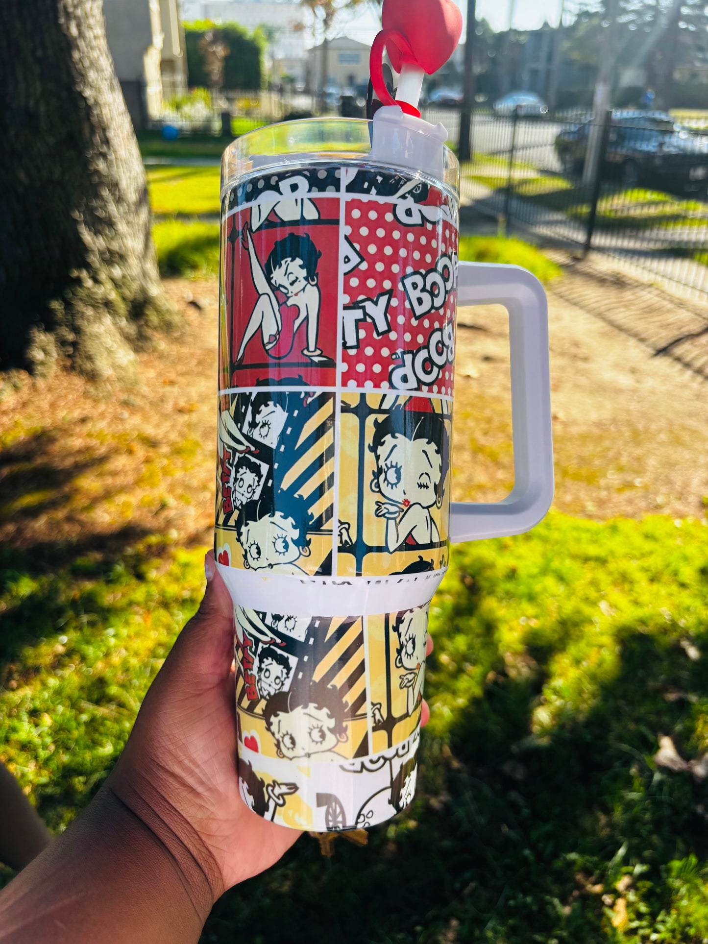 Comic Betty boop 40oz tumbler