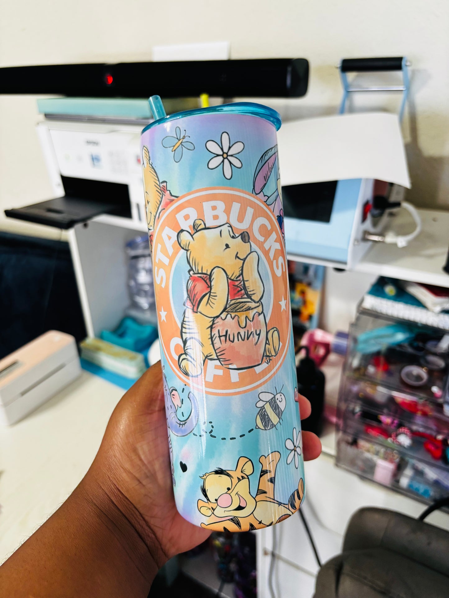 Colorful Pooh 20oz tumbler