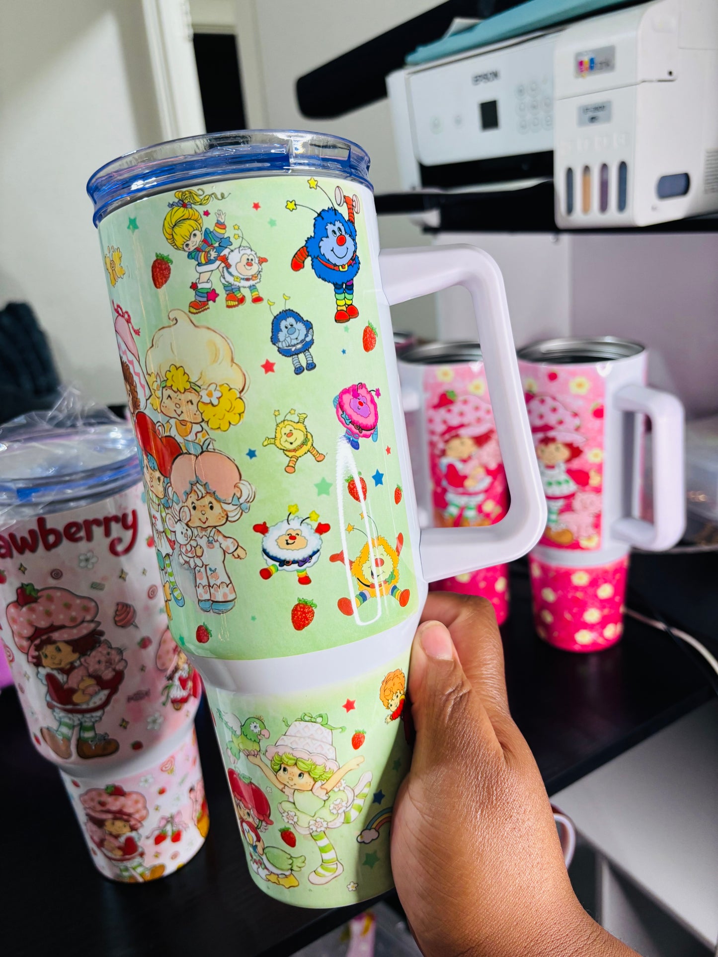 Strawberry and friends 40oz tumbler