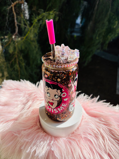 Cafecito y chisme snowglobe cup