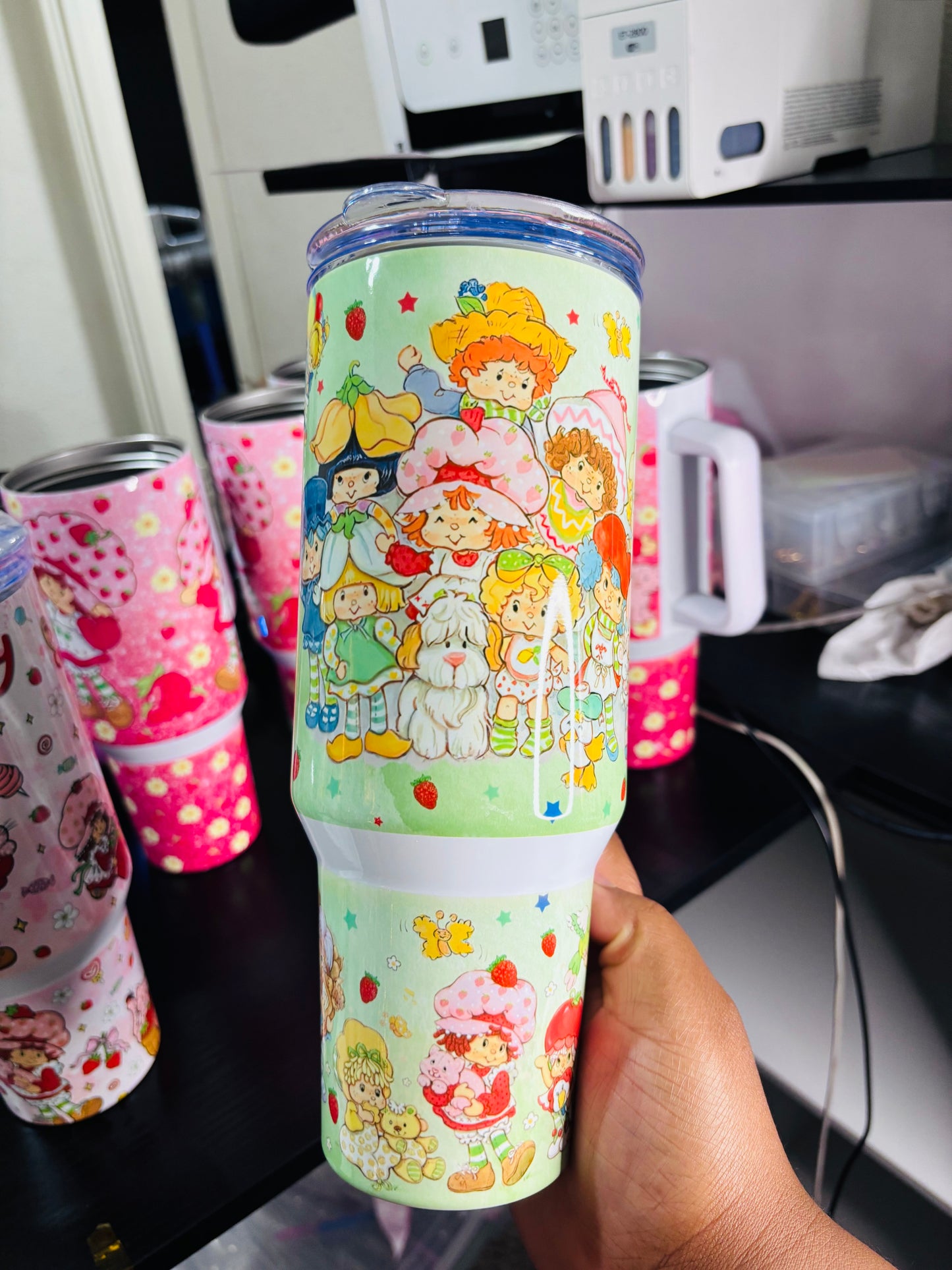 Strawberry and friends 40oz tumbler
