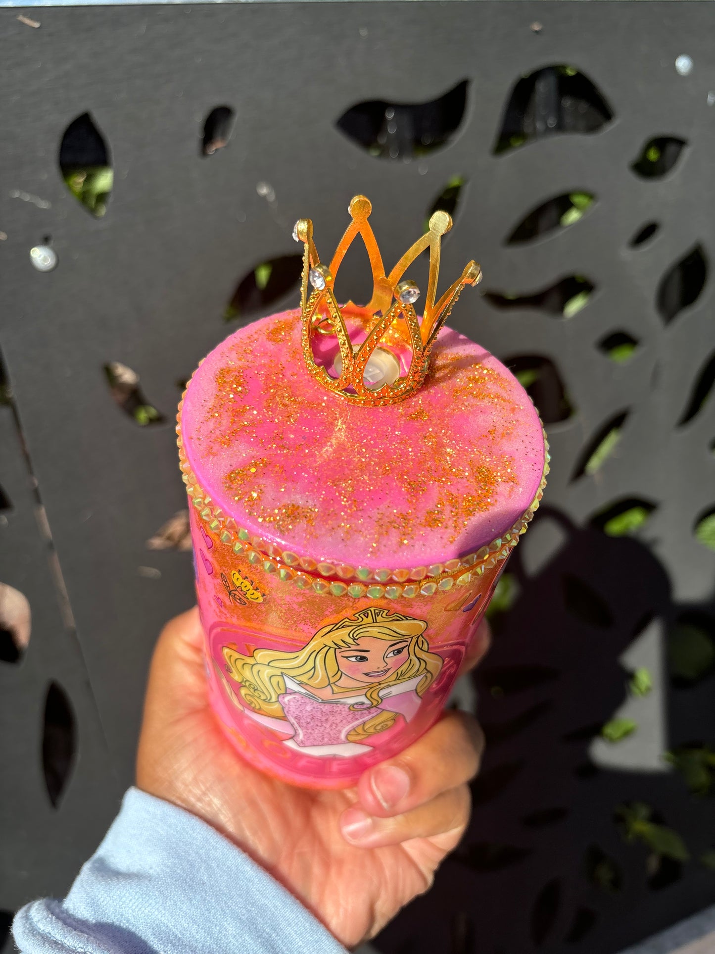 Princess Aurora snowglobe mug