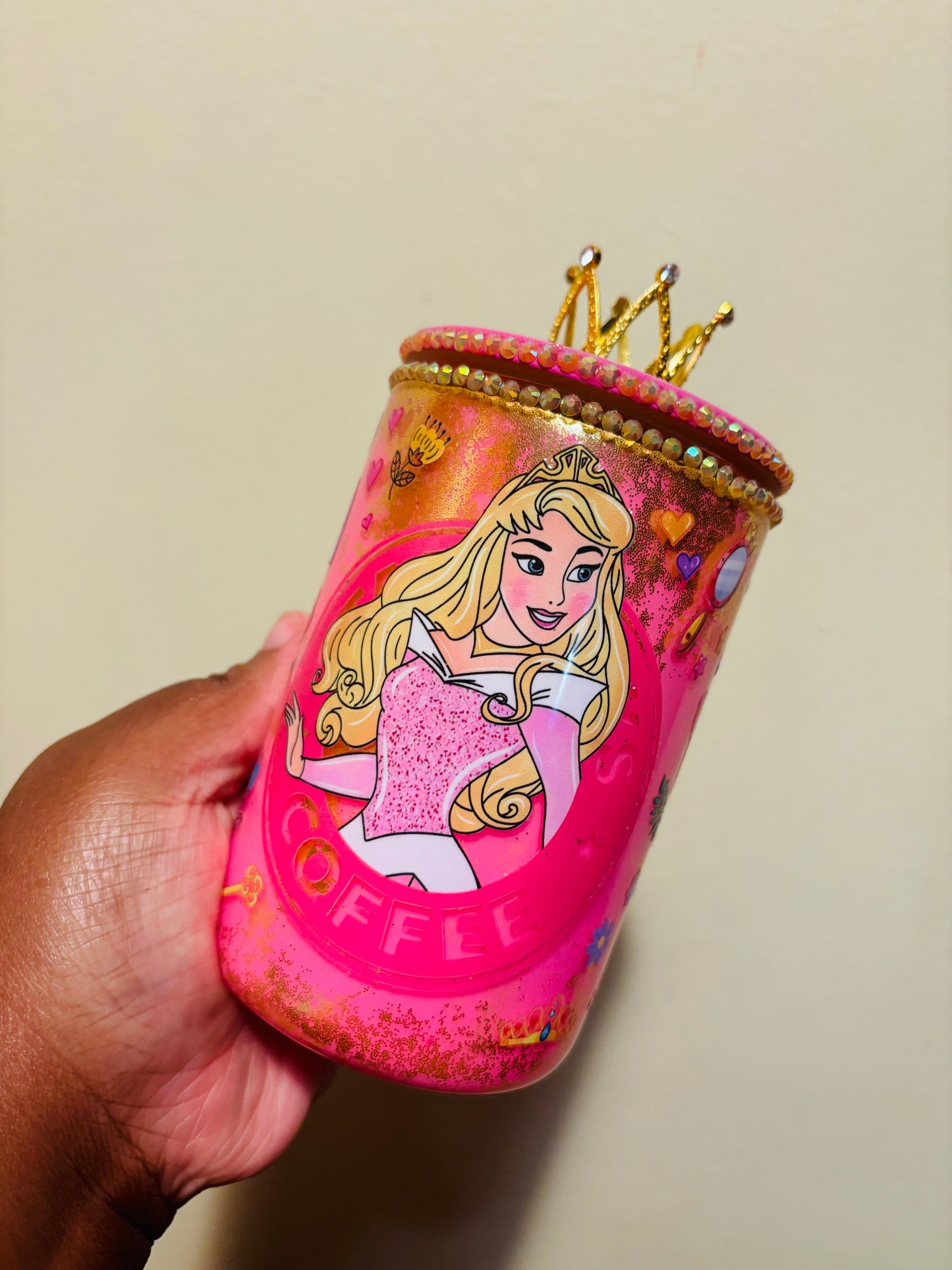 Princess Aurora snowglobe mug